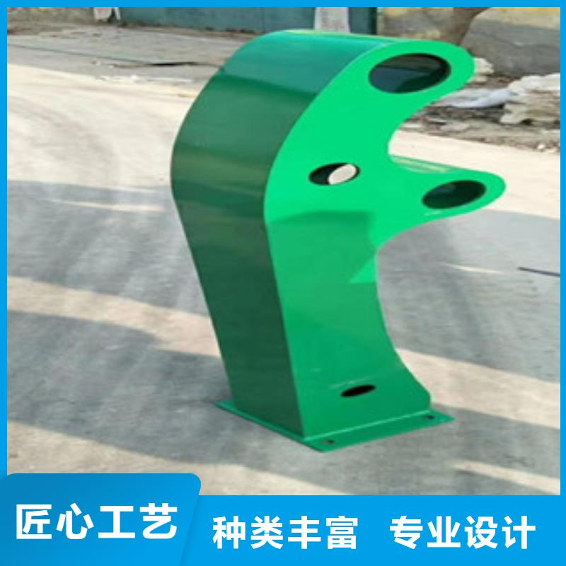 优选:厂家技术完善 不锈钢复合管护栏钢板立柱【不锈钢管厂】技术先进