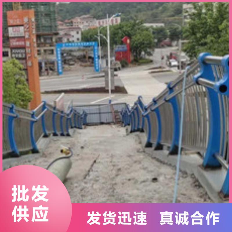 灯光护栏_【护栏立柱】大厂生产品质鑫海达【高速开口栏网】