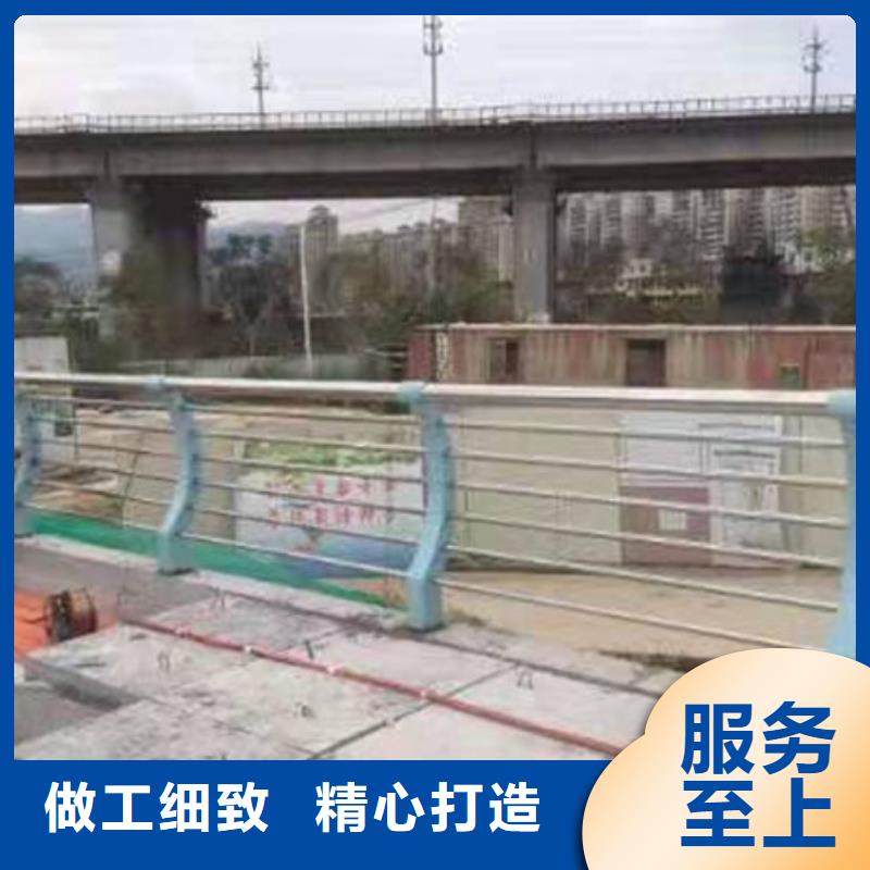 不锈钢复合管木纹转印护栏认准大品牌厂家