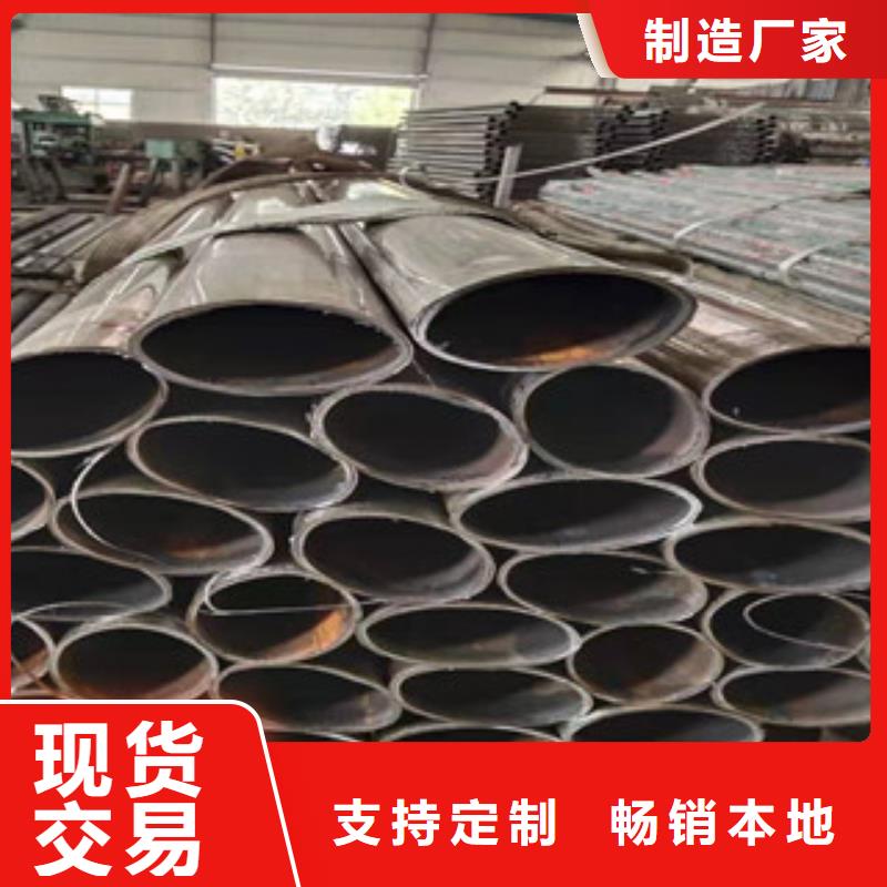 防撞护栏道路隔离栏厂家拥有先进的设备