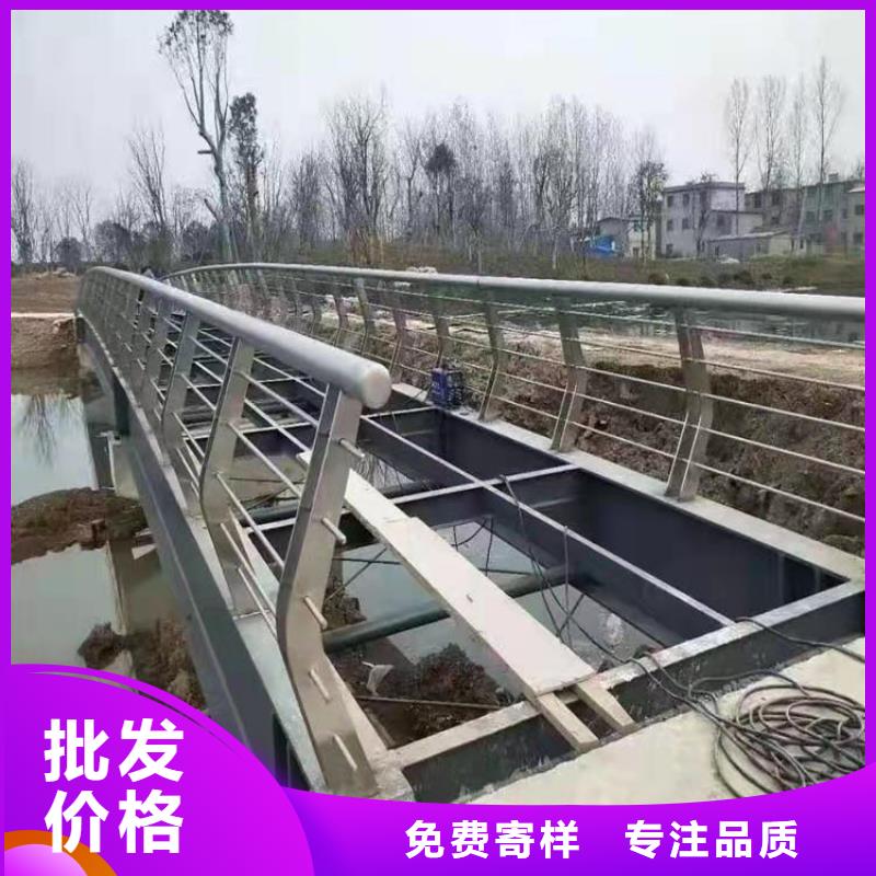 方管包厢防撞立柱展鸿护栏货源充足