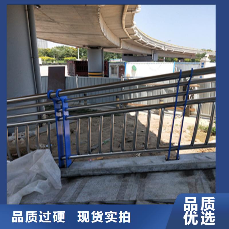 蓝色钢板穿孔桥梁立柱厂家供应