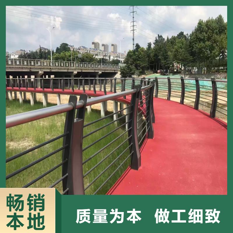 304碳素钢桥梁防撞栏杆认准展鸿护栏