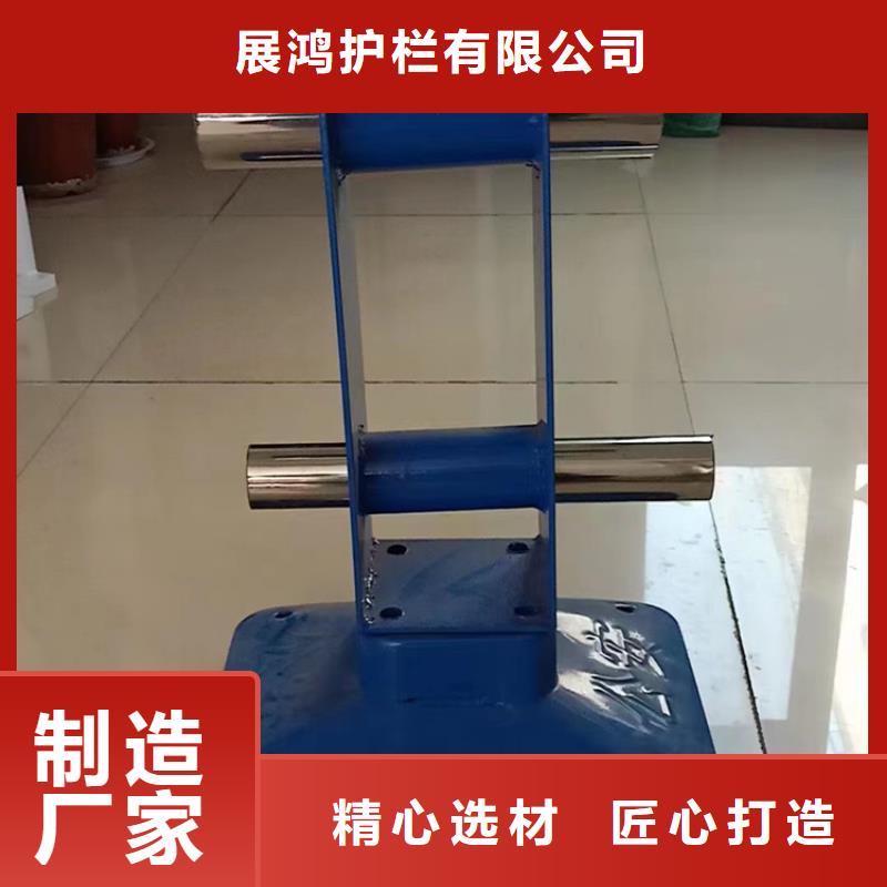 蓝色钢板穿孔立柱造型新颖
