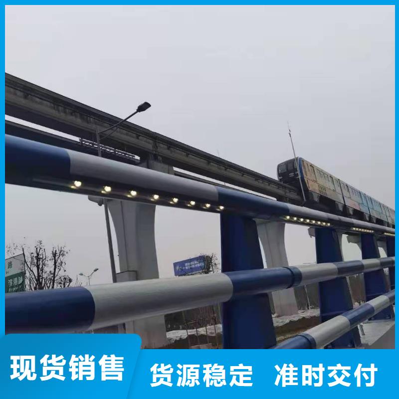 道路桥梁防撞护栏 铸造石护栏厂家好厂家有担当