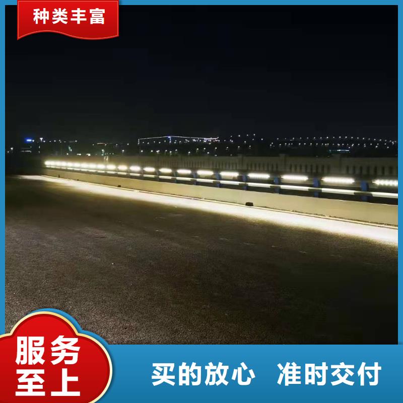 不锈钢护栏-道路隔离栏产品优良