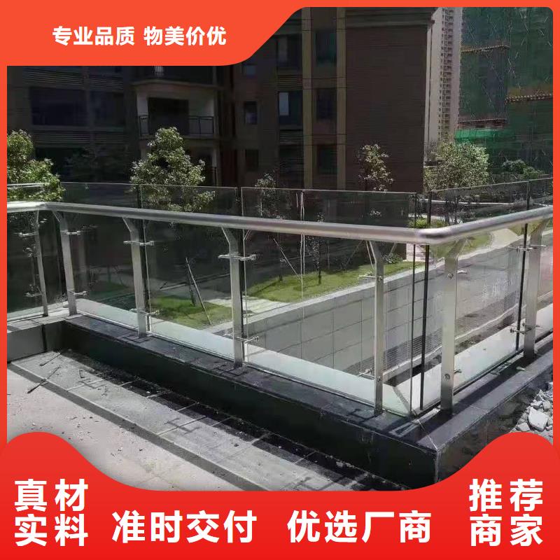 铸造石仿石护栏立柱_河道景观护栏厂家老客户钟爱