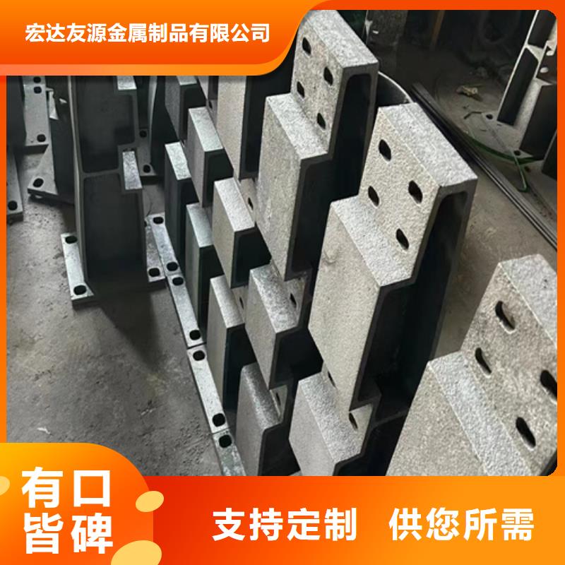 【桥梁防撞护栏道路隔离护栏厂家库存齐全厂家直供】