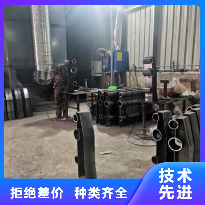 【桥梁防撞护栏】灯光防撞护栏质量看得见 宏达友源金属制品(长春市分公司)