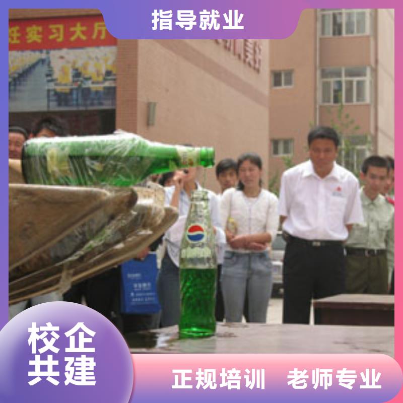 挖掘机培训,【挖掘机培训学校】手把手教学