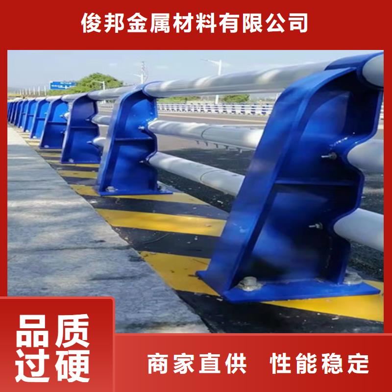 防撞护栏仿木护栏实体厂家大量现货