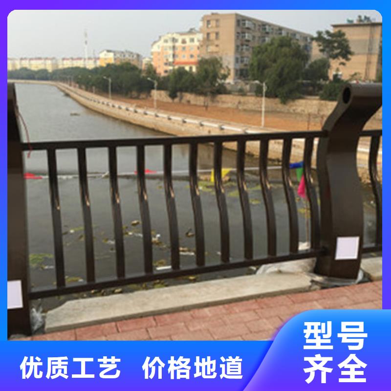 防撞护栏,仿木护栏精心选材