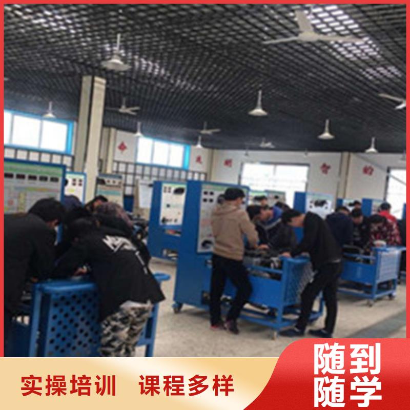 |昌乐|高密|临沂|泰安|德州|济宁|日照|青岛虎振汽修培训叉车塔吊驾驶培训指导就业