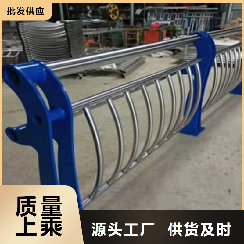 防撞护栏 镀锌波形护栏本地配送