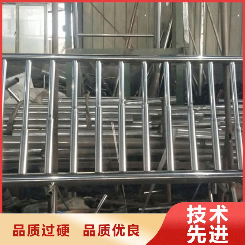 防撞护栏镀锌喷塑防撞栏质量无忧