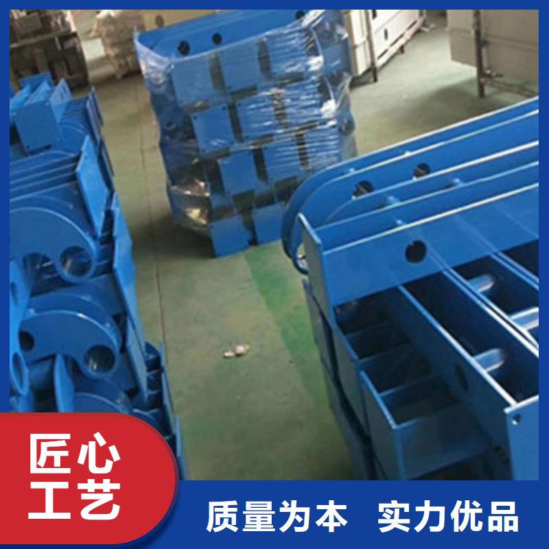 天桥护栏_【灯箱护栏】专注细节更放心|【高速开口栏网】-鑫方达金属制品(湖州市分公司)