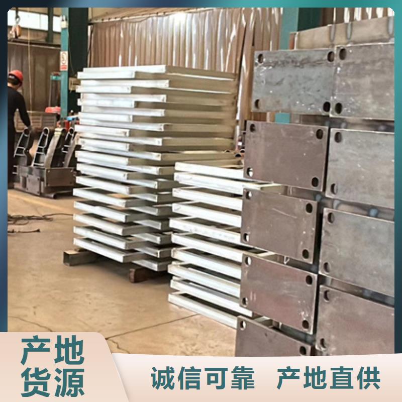  护栏保质保量