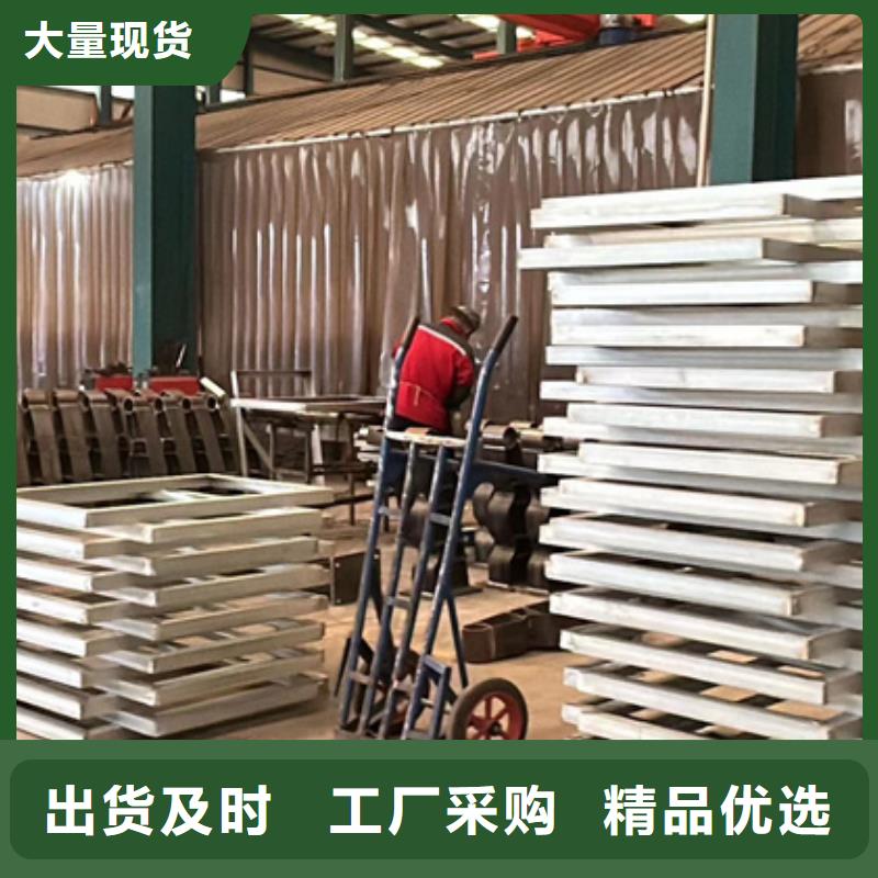 灯光防撞护栏认准聚晟护栏制造有限公司