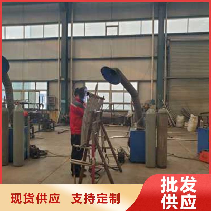 【 护栏2_不锈钢复合管护栏厂家现货实拍】聚晟【高速开口栏网】