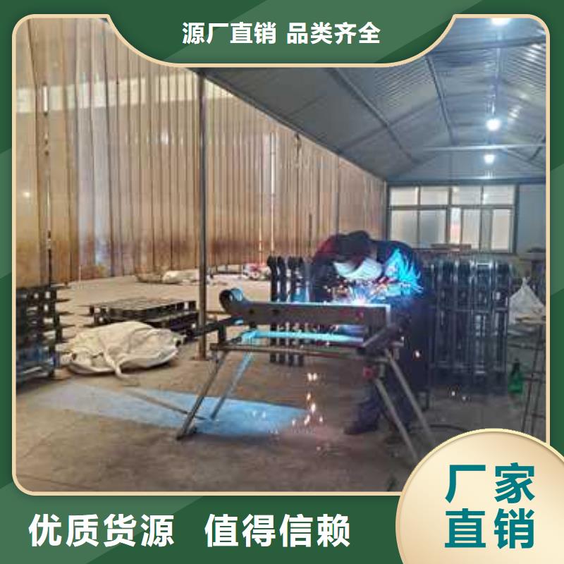 灯光护栏镀锌波形护栏多种款式可随心选择