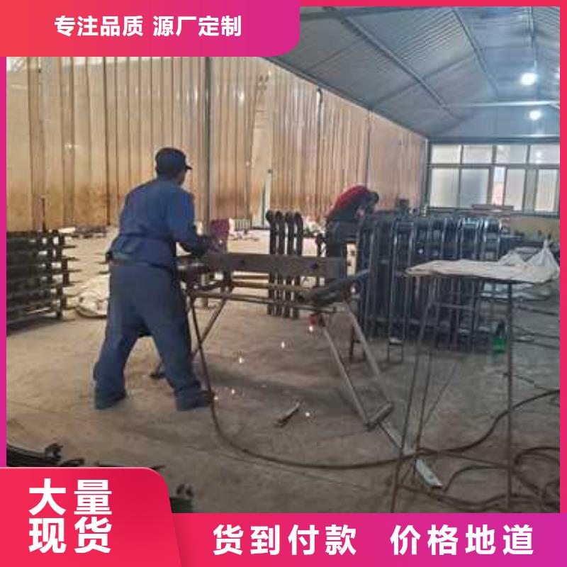 【灯光护栏-镀锌波形护栏产地直销】