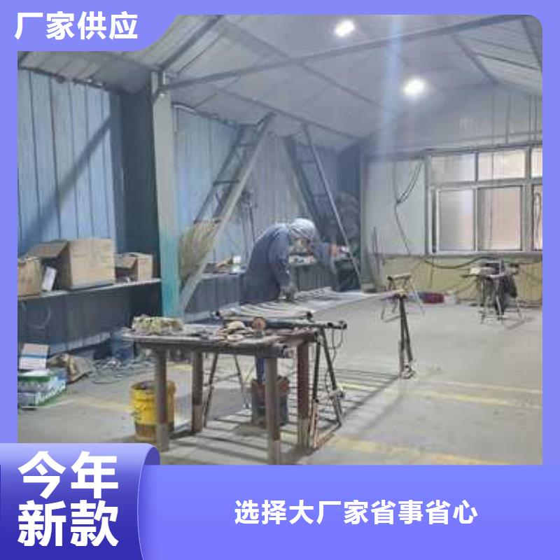 【灯光护栏-镀锌波形护栏产地直销】