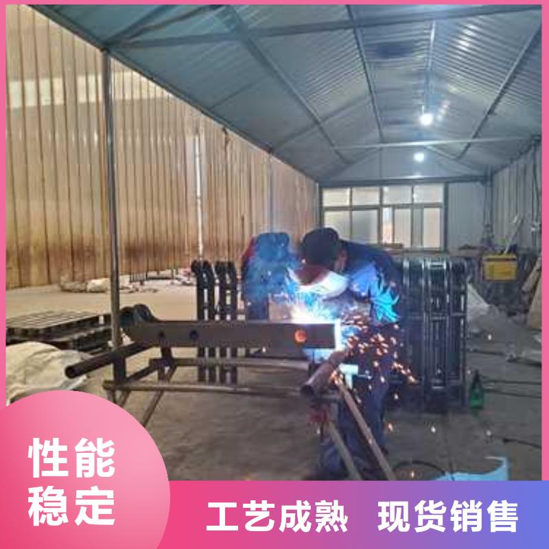 钢丝绳护栏灯光防撞护栏海量货源