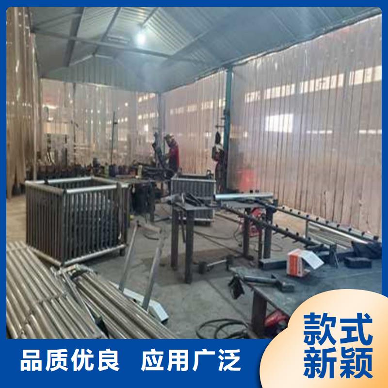 好消息：防撞钢护栏厂家优惠直销