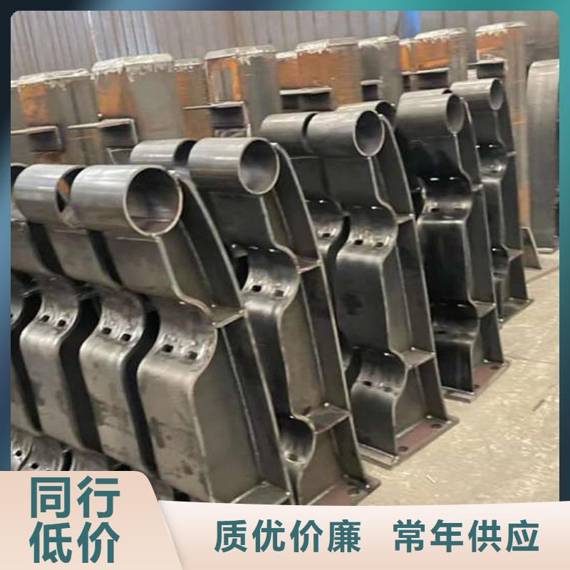 护栏 镀锌波形护栏产地工厂