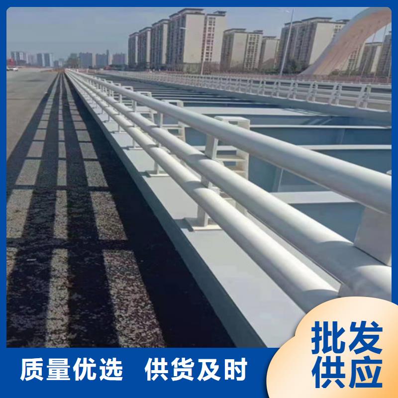 鑫腾【高速开口栏网】桥梁护栏,【防撞护栏立柱】不断创新28354.com