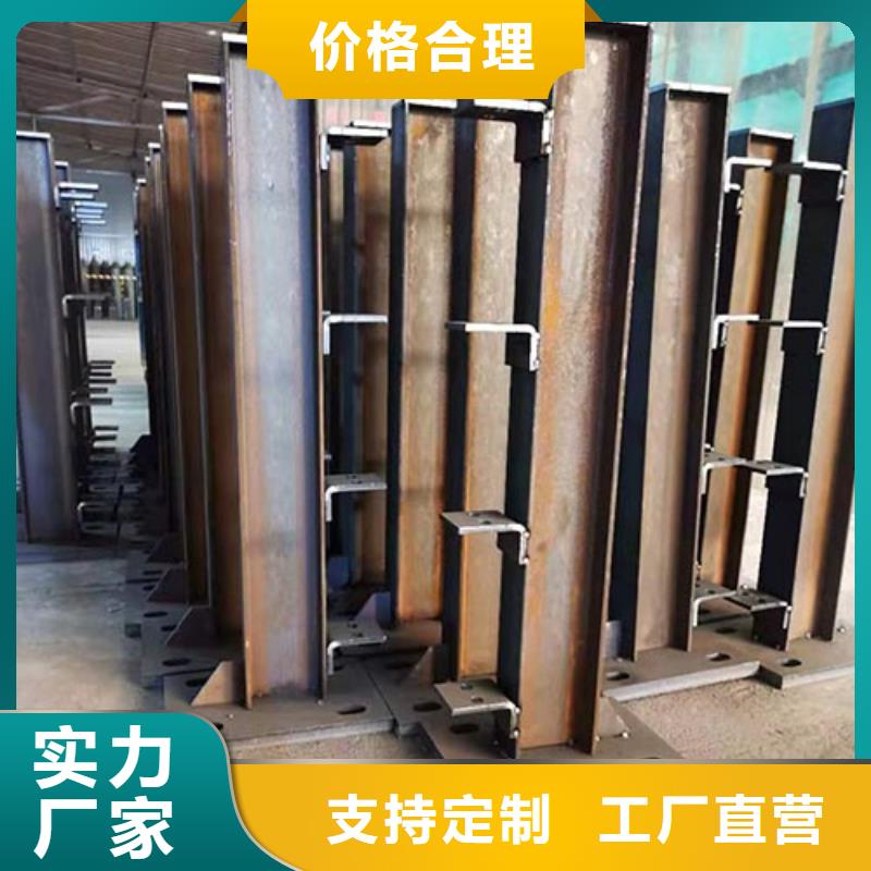 桥梁防撞护栏钢背木护栏性能稳定