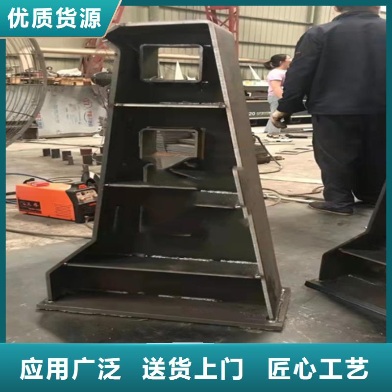 防撞护栏铸铁隔离栏杆立柱生产加工