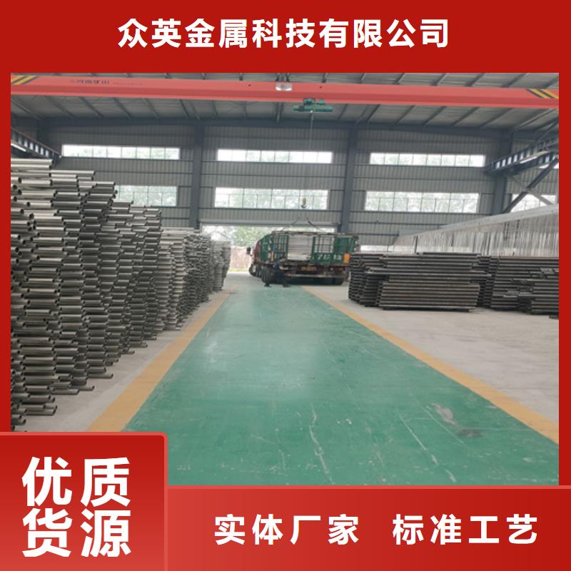 桥梁护栏人车分流栏的图文介绍
