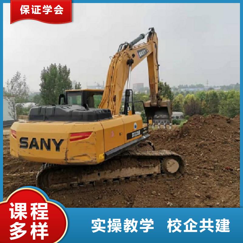 钩机培训学校,【汽修学校】校企共建 虎振技校(迪庆市分公司)