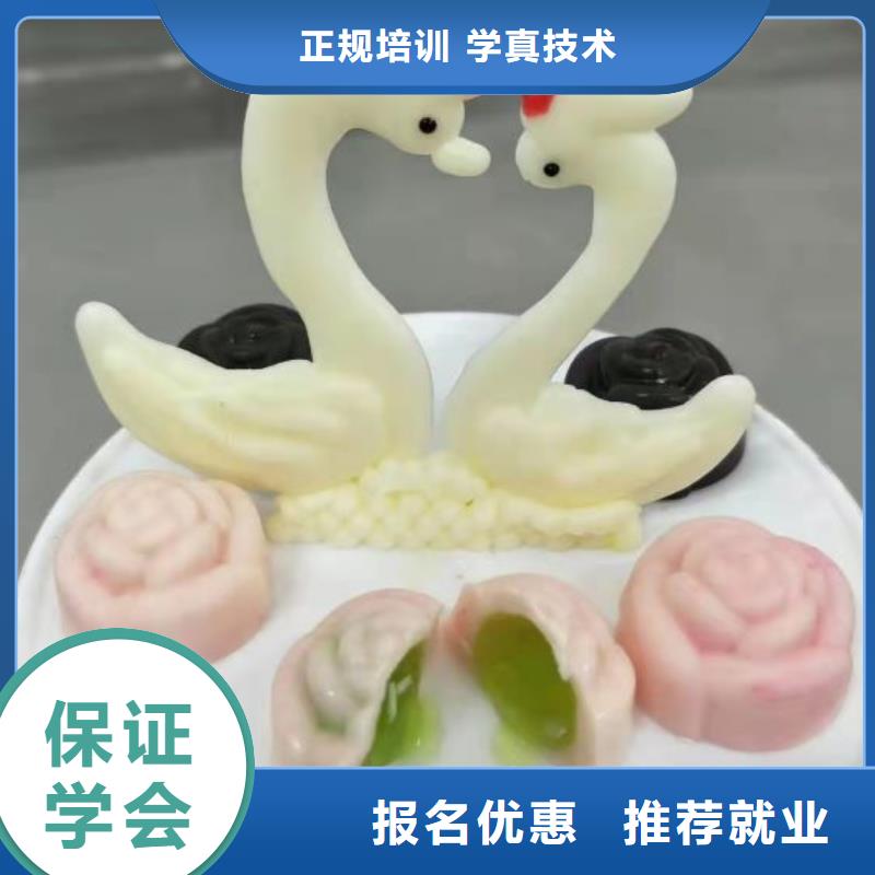 西点学校挖掘机教学学真本领