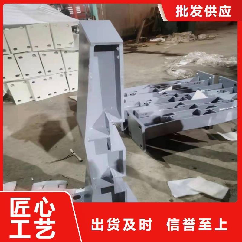 桥梁护栏灯光护栏优选货源