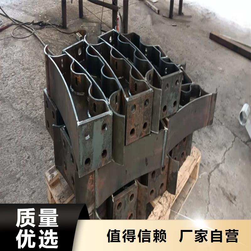 【 护栏2 桥梁栏杆厂厂家拥有先进的设备】由防撞护栏厂家为您