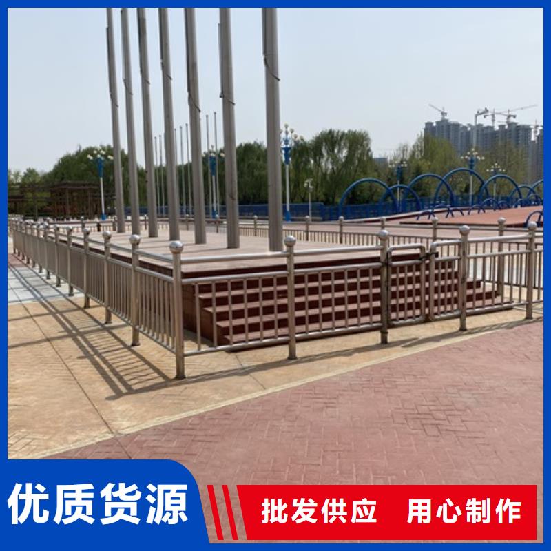 3【桥梁护栏厂家】精致工艺防撞护栏厂家【高速开口栏网】