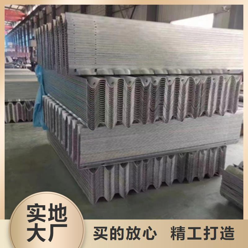 护栏波形护栏立柱厂家自产自销