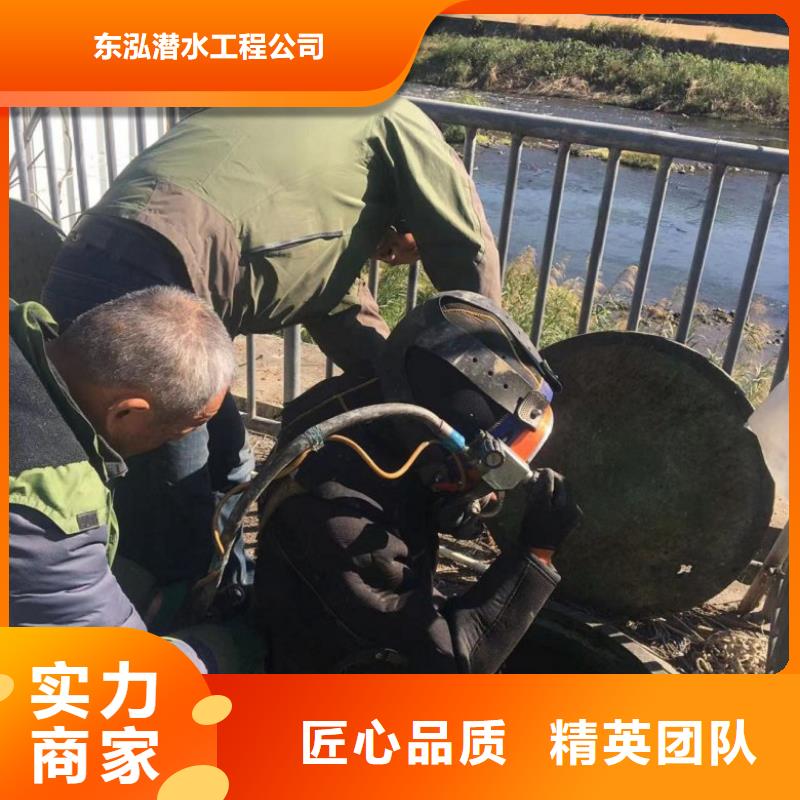  水上浮吊船随叫随到