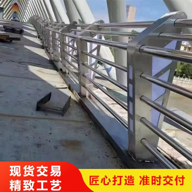 灯光护栏钢板立柱N年生产经验