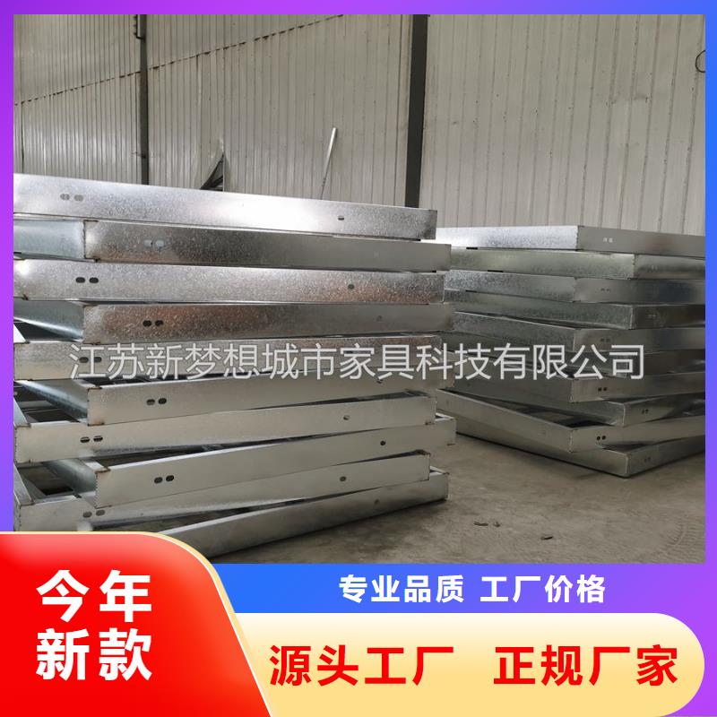 滚动灯箱太阳能候车亭多年行业经验