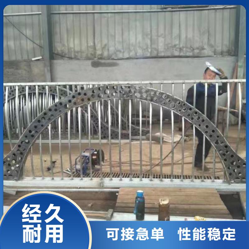 桥梁隔离护栏单价