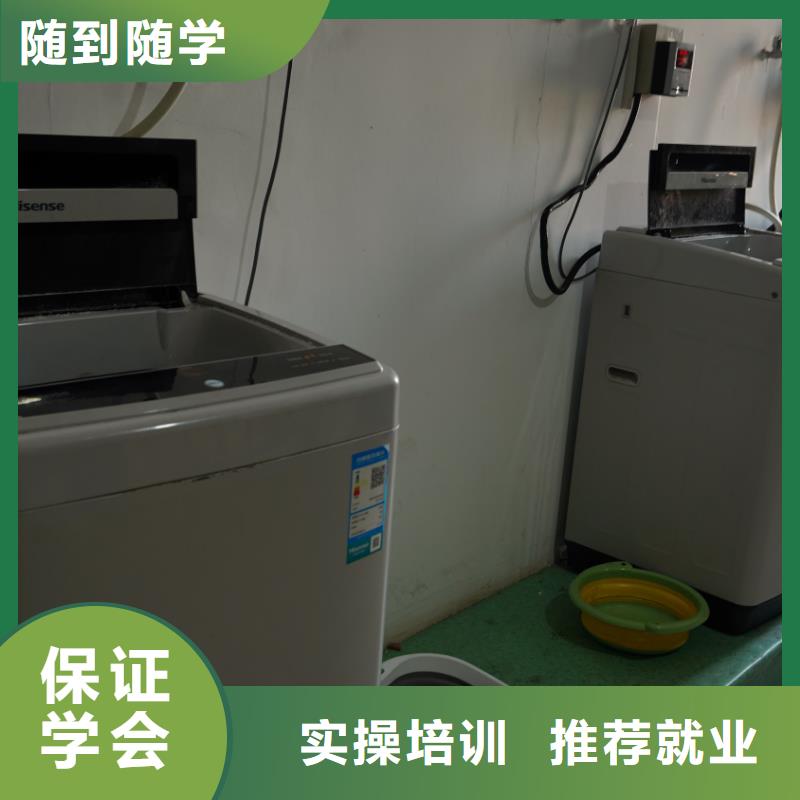 艺考文化课培训学校哪家好？立行学校教师队伍优越