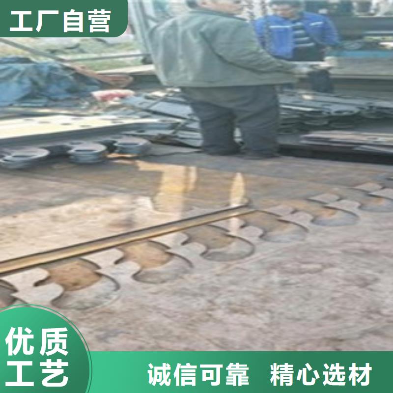 不锈钢复合管,不锈钢桥梁防护栏杆厂家检验发货